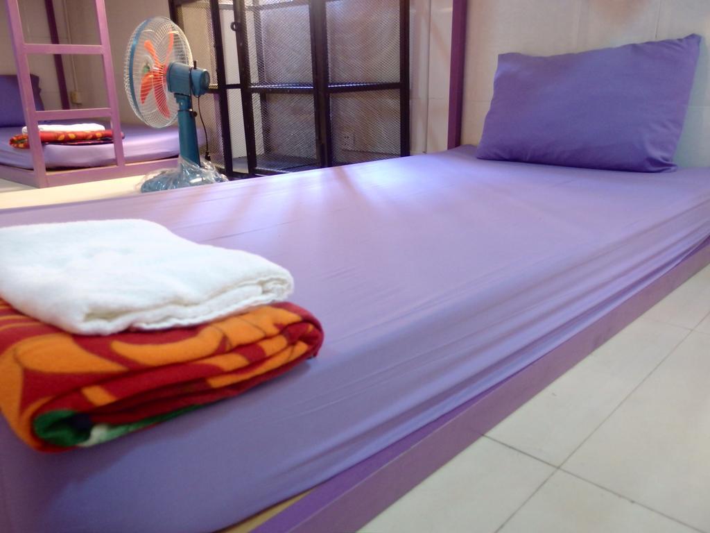 B52 Hostel Phnom-Penh Kamer foto