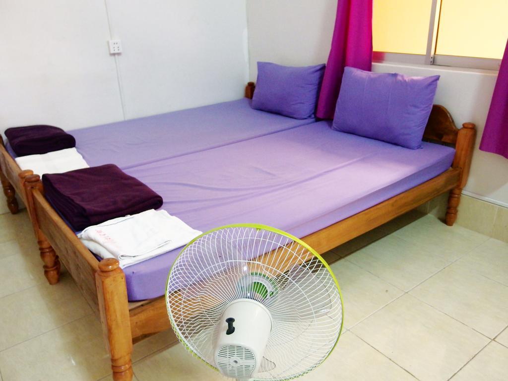 B52 Hostel Phnom-Penh Kamer foto