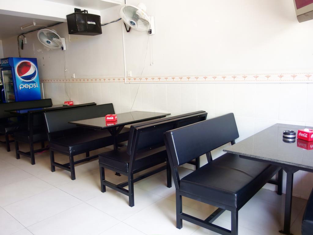 B52 Hostel Phnom-Penh Buitenkant foto
