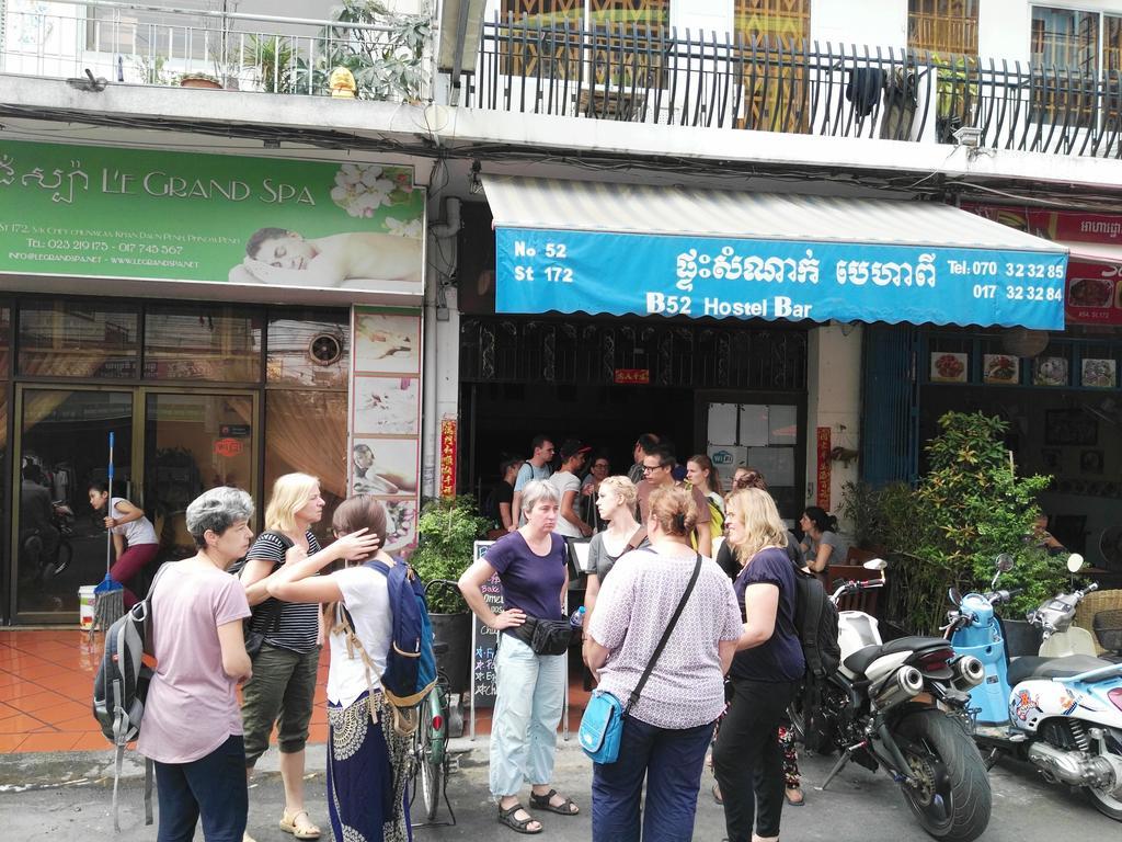 B52 Hostel Phnom-Penh Buitenkant foto